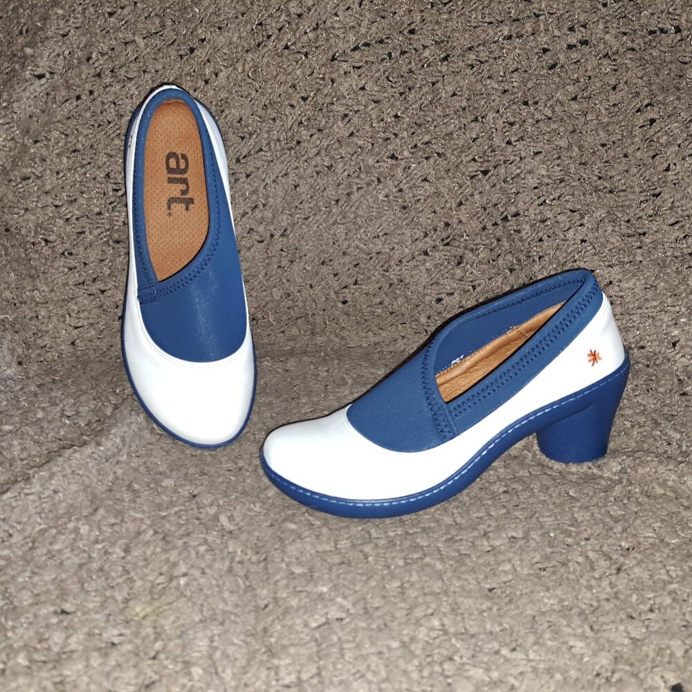 THE ART COMPANY-White Leather & Blue Nylon Sock Sneakers-Size 37/6.5-Near Mint